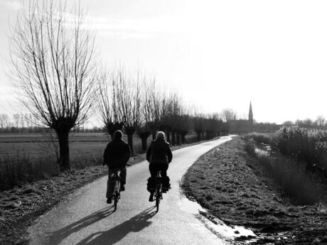 Samen fietsen naar de kerk