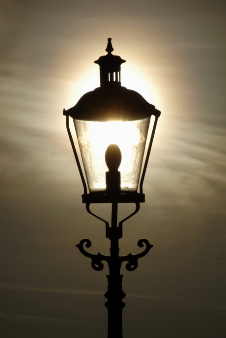 Lantaarn in het licht