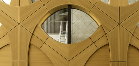 Upstair 