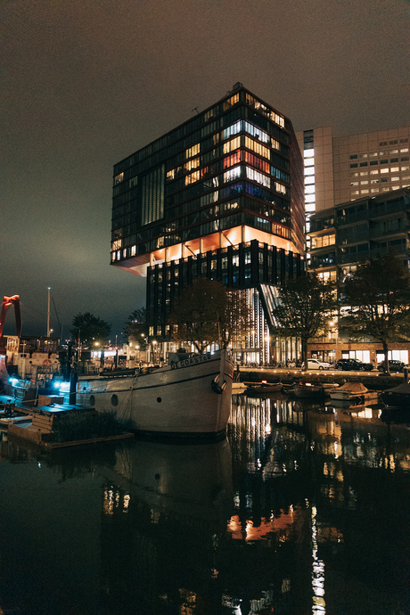 Rotterdam at night 