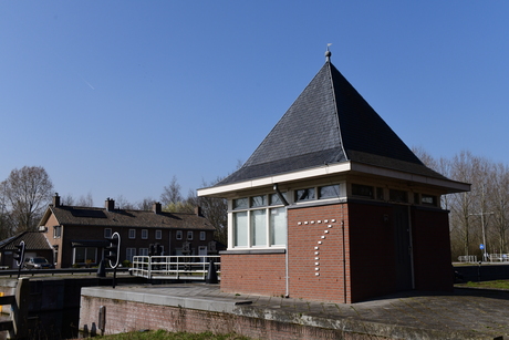 Sluiswachtershuisje