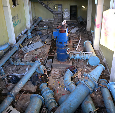 Van detail naar chaos