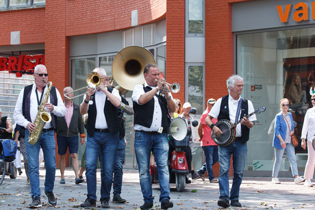 en weer een andere band van de jazz