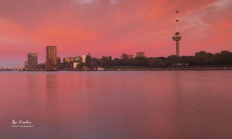 Zonsopkomst bij de Euromast 