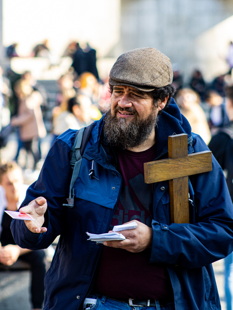 Beard and Cross