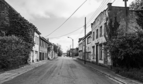 empty street  / empty house
