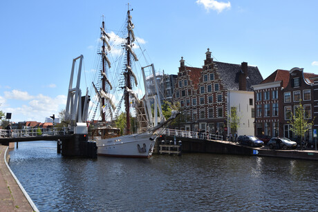 Tweemaster Aphrodite in Haarlem. 