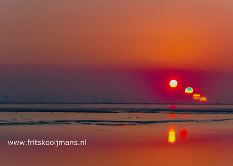 Zonsondergang bij Nieuwe Statenzijl