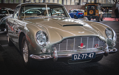 Aston Martin DB5