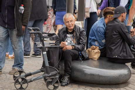 Amsterdam - De Dam - Eenzaamheid