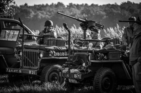 Parachutisten 1e dropping