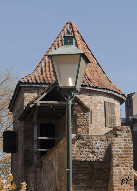 Stadsmuur met verdedigingstoren