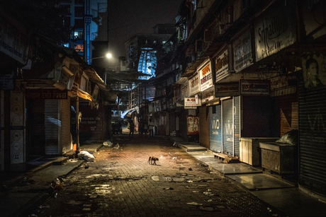 Shadows in the night, Mumbai