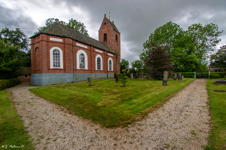 Kerk van Saaksum.