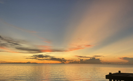 Zonsondergang Kei Kecil