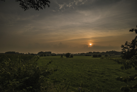 zonsondergang in Meulebeke