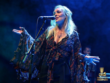 Sanne (Cosmic Carnival)