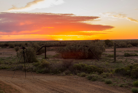 Outback fotografie tijdens zonsondergang