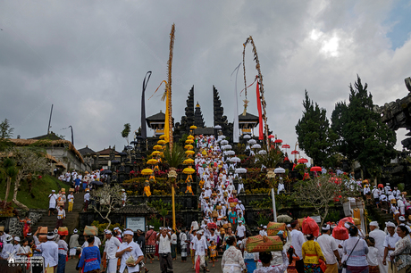 Tempel ceremonie bij Pura Besakih