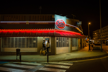 Neon lights in Riells