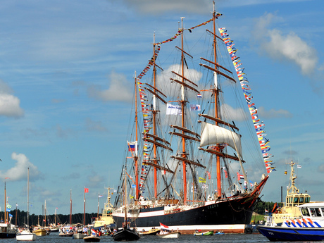 Sail 2010 (5)