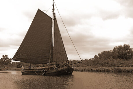 Oude boot op kanaal Mecherlen-Leuven