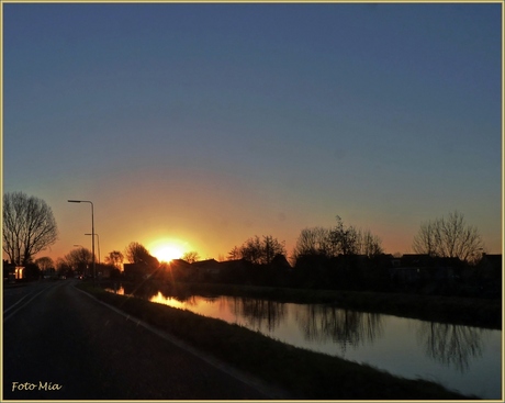 blik op sloot...............