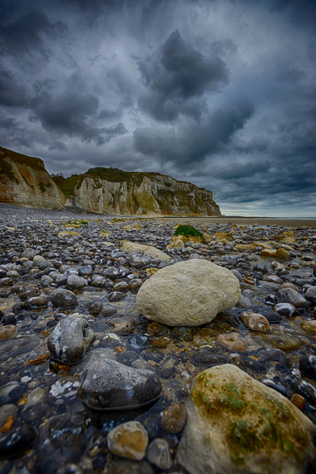 steentjes op het strand II