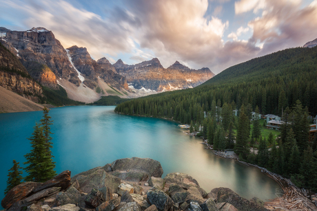 Zonsondergang aan Moraine Lake - Canada