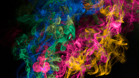 Geen witte rook, maar kleurrijk