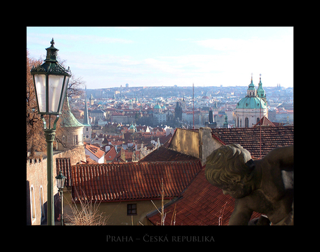 < praha >