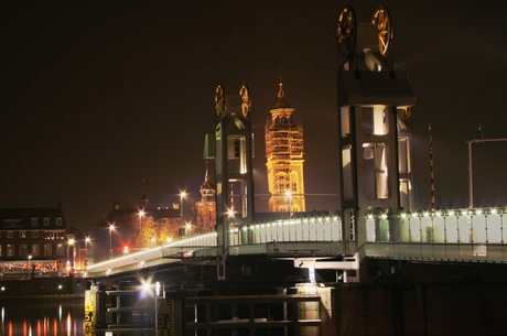 Brug kampen at night