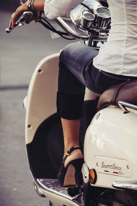 St Tropez op de brommert