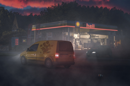 Back to the future part two: Welcome to hell - Als er geen toekomst is, wis jij het verleden uit. Wat voor toekomst heb je als jij het verleden uitwist? Veel mensen die problemen hebben met micro- - foto door Elianne92 op 19-08-2023 - locatie: Haren, Nederland - deze foto bevat: nikon corporation, nikon d5600, 35.0 mm f/1.8, iso 100, diafragma ƒ/7.1, sluitertijd 1/1600s, brandpuntafstand 35mm, auto, automotive achter- en remlicht, voertuig, automotive verlichting, band, wiel, motorvoertuig, automobiel exterieur, elektriciteit, automobiel ontwerp