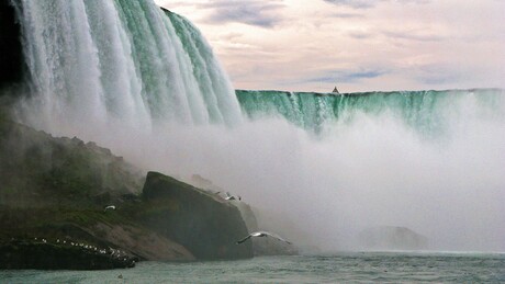 Niagara falls