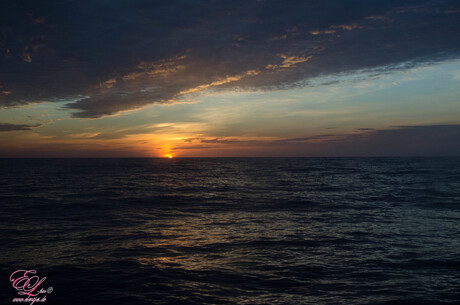 zonsondergang vanaf het cruiseschip