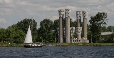 Velsen.