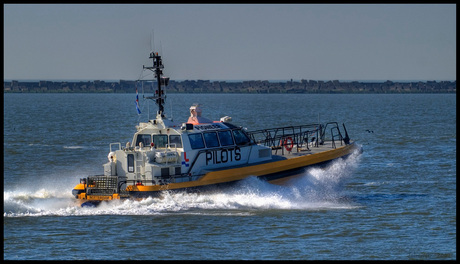 Pilots on patrol HDR