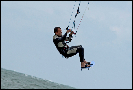 kite surfing 2