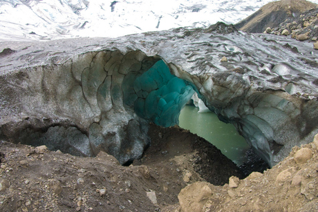 IJstunnel aan uiteinde Vatnajokull, IJsland