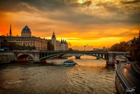 Bridges in Paris