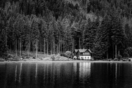 Villa sul lago