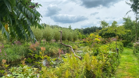 De schitterende tuin van de Havikshof