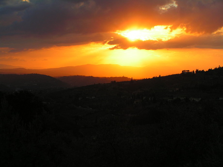 Zonsondergang in Toscane