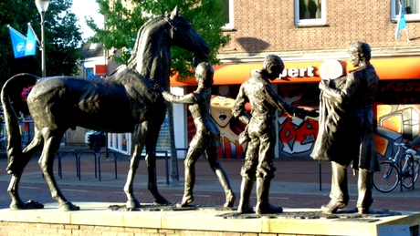 statue
