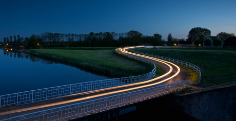 Aduarderzijl in de avond