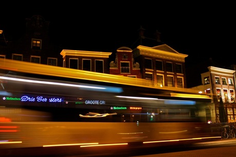 Bus op de Grote Markt