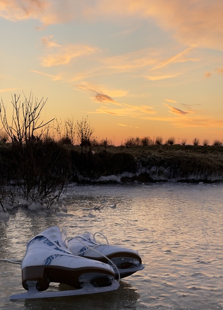 Winters schaats tafereeltje 