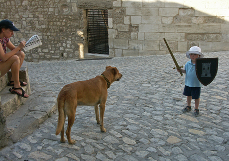 Les Baux Zuid Frankrijk ridder - foto Jan Korebrits