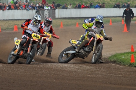 Grasbaan race Roden